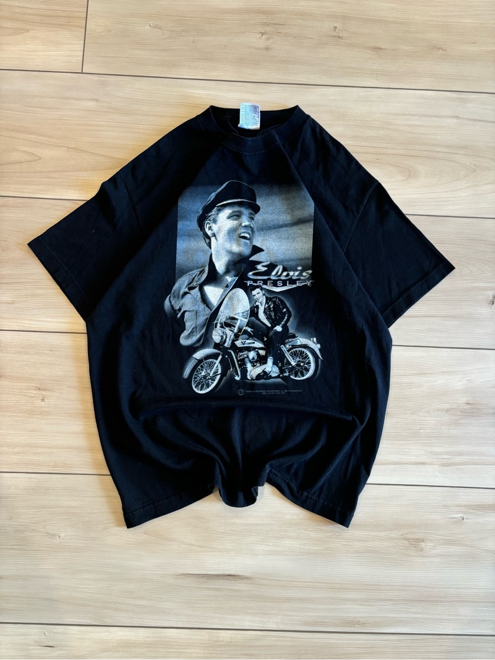 90s Vintage Elvis Presley Rare Motorcycle Portrait men’s graphic t-shirt